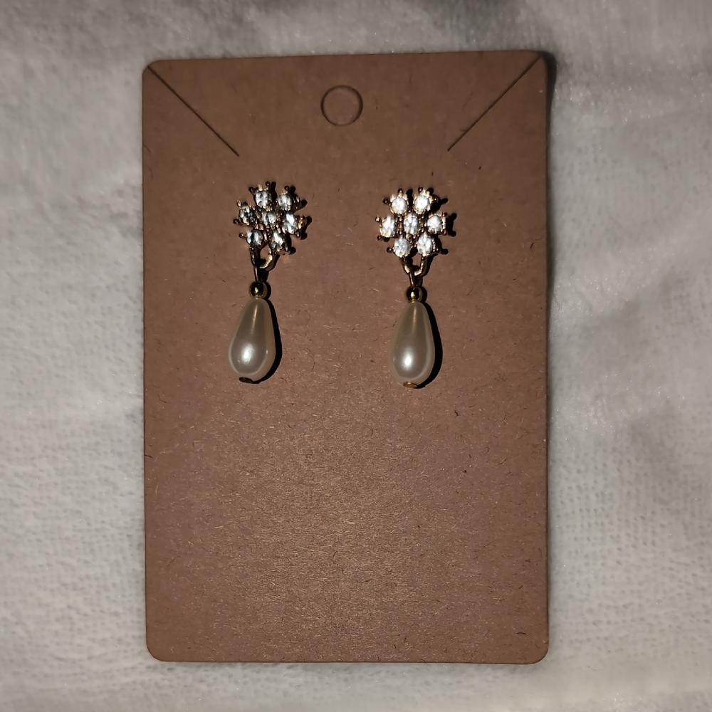 Elegant Pearl Drop Earrings